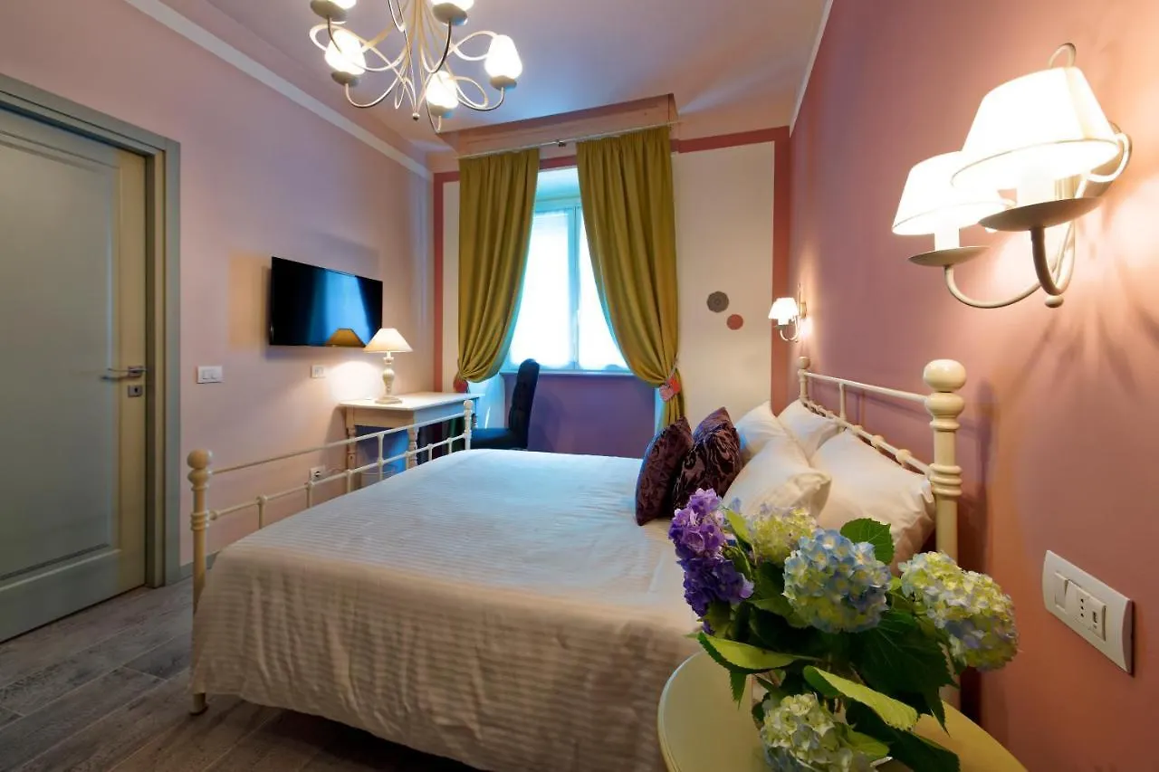 Hotel White Ribbon Milano Affittacamere