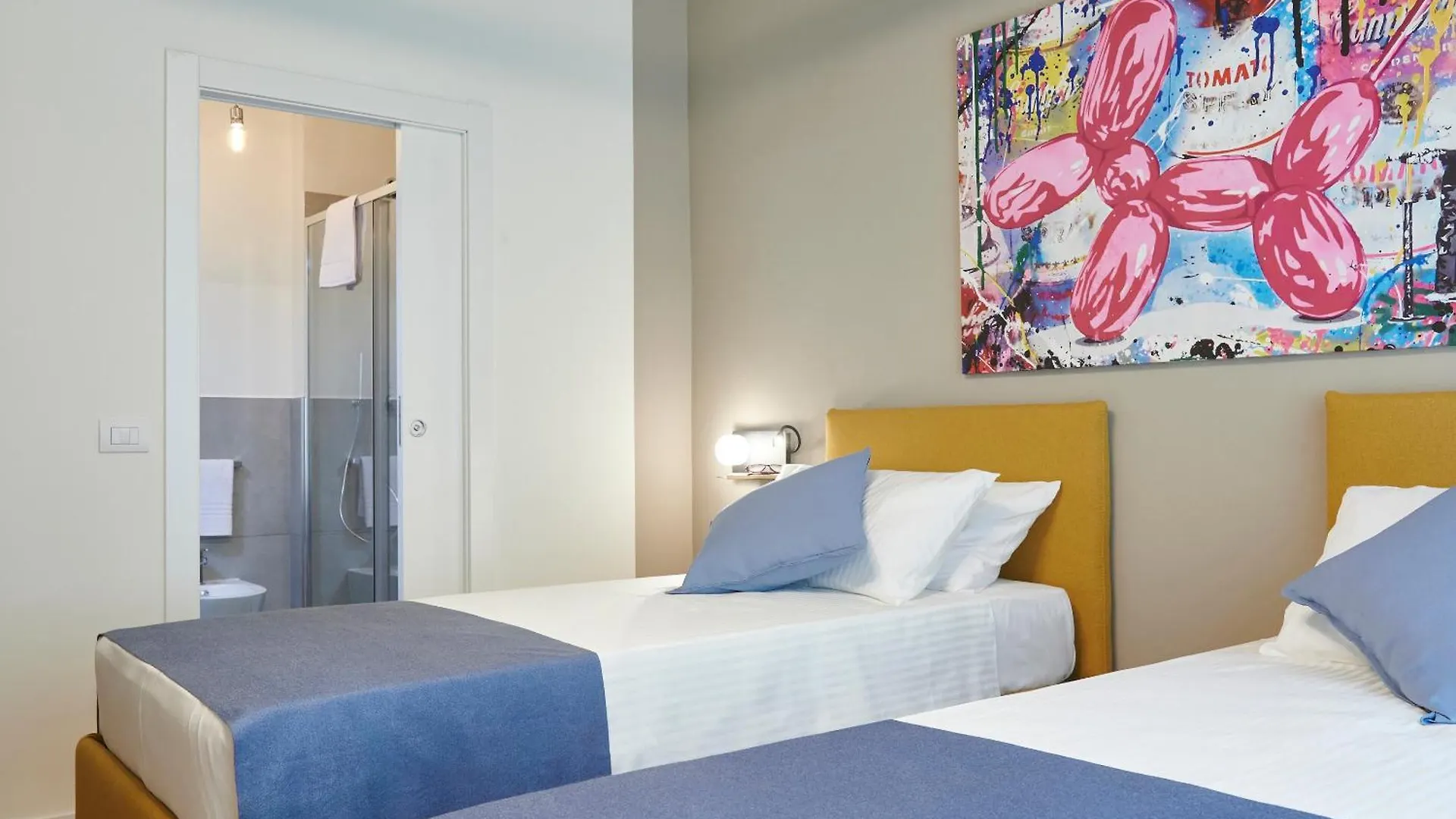 White Ribbon Hotel Milan Guest house