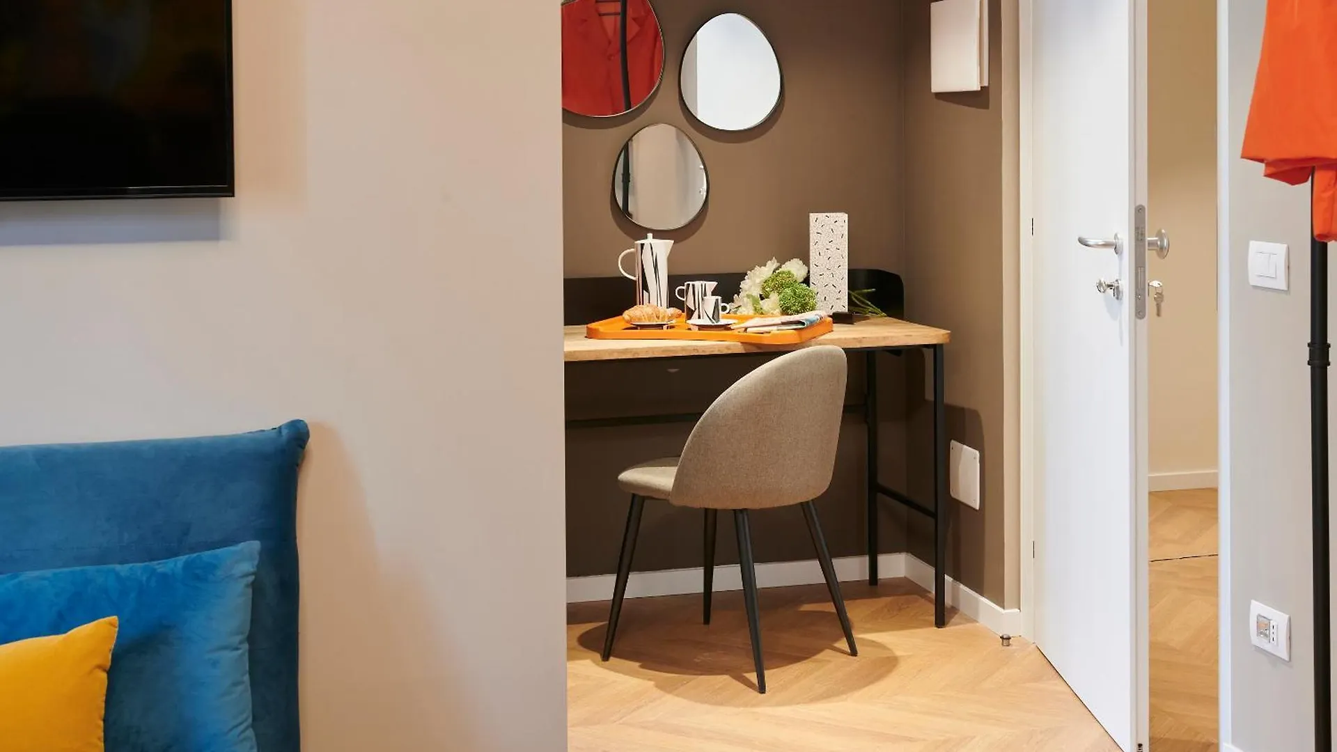 White Ribbon Hotel Milan 2*,  Italy